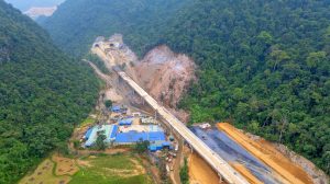 Giá nhiên liệu giảm, vật liệu xây dựng vẫn duy trì mặt bằng giá cao.